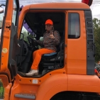 10574