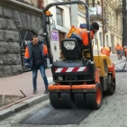 1097