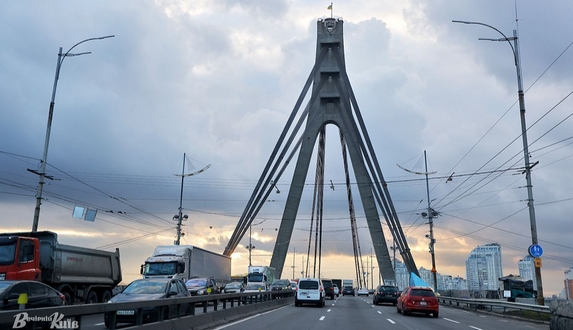Ремонт мосту через Десенку та затори: чому це знову відбувається пояснив генеральний директор КК "Київавтодор" Олександр Федоренко в інтерв'ю для Вечірній Київ.